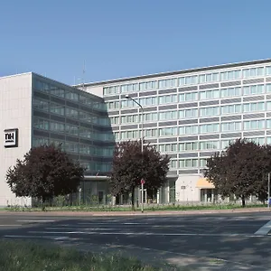 Nh Frankfurt Niederrad מלון